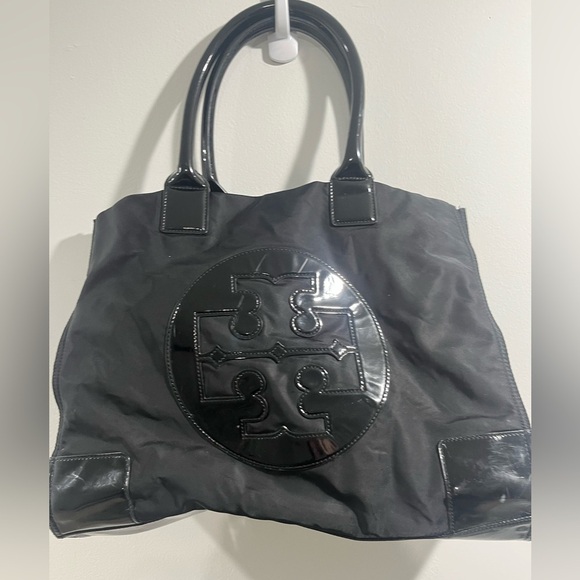 Black Tory Burch shoulder bag large with leather monogram - Picture 1 of 2